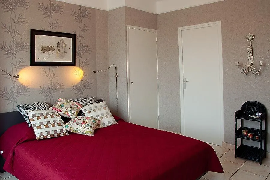 Appartement D Artiste Hyeres Apartment